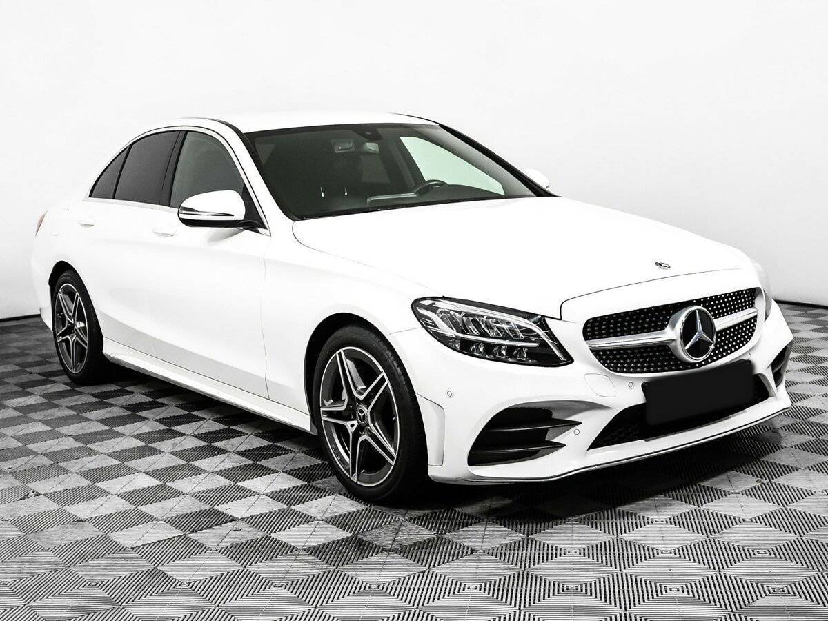 Mercedes-Benz C-Класс 180, 2018 - 63 829 км. | Фото №3