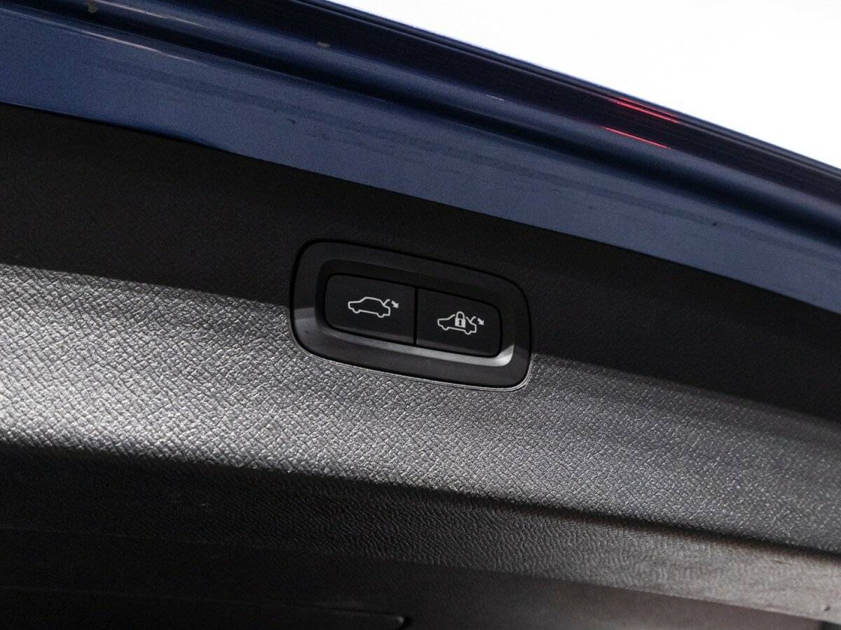 Volvo XC90, 2017 Фото №16