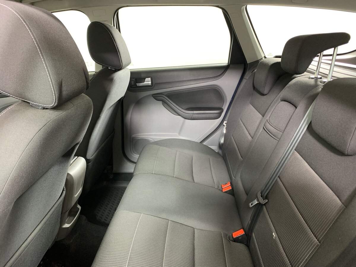 Ford Focus, 2010 Фото №18