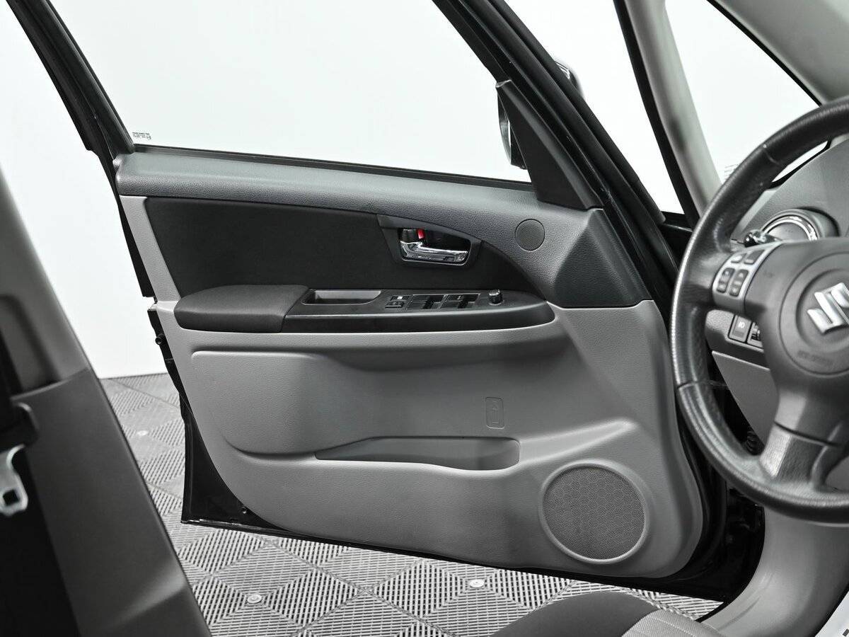 Suzuki SX4, 2011 - 167 000 км. | Фото №6