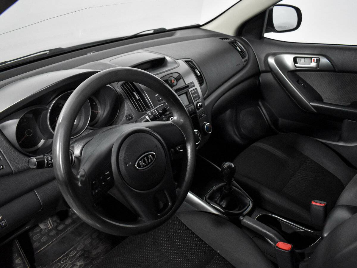 Kia Cerato 6-speed, 2010 Фото №9