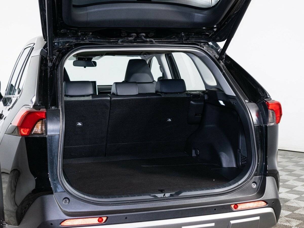 Toyota RAV4, 2023 Фото №9