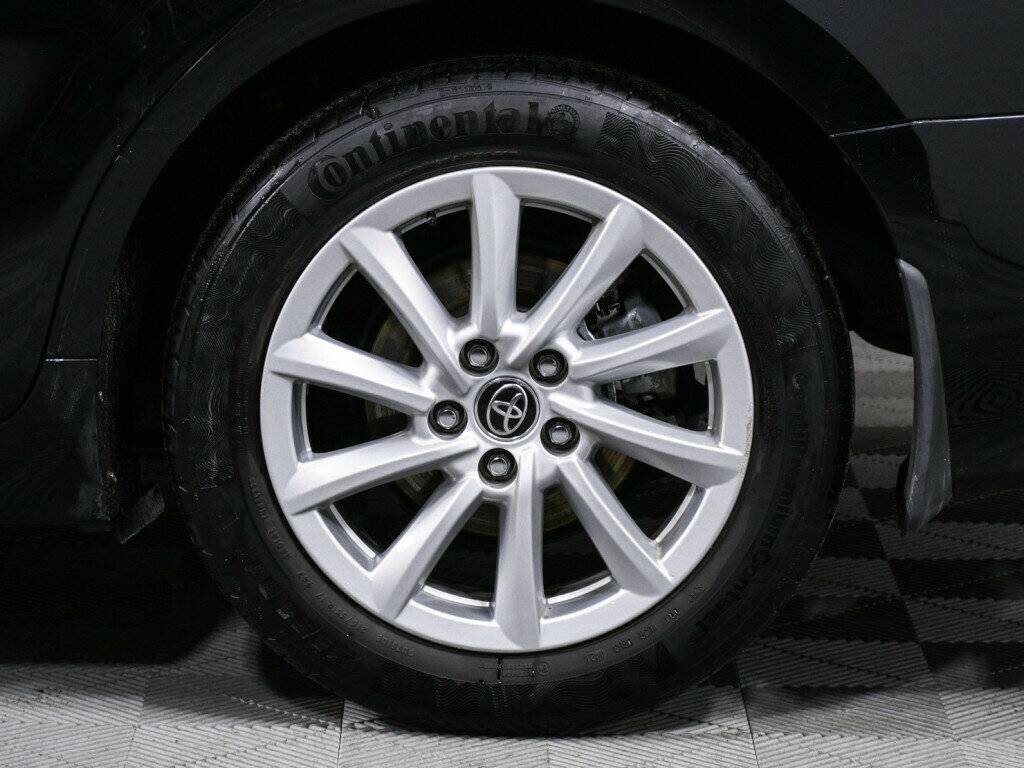 Toyota Camry, 2021 Фото №14