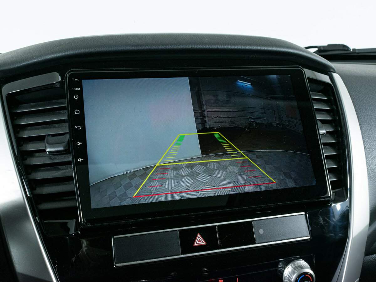 Mitsubishi Pajero Sport, 2020 Фото №15