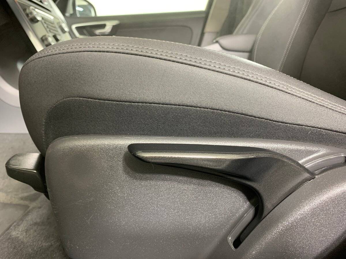 Volvo S60, 2014 Фото №16