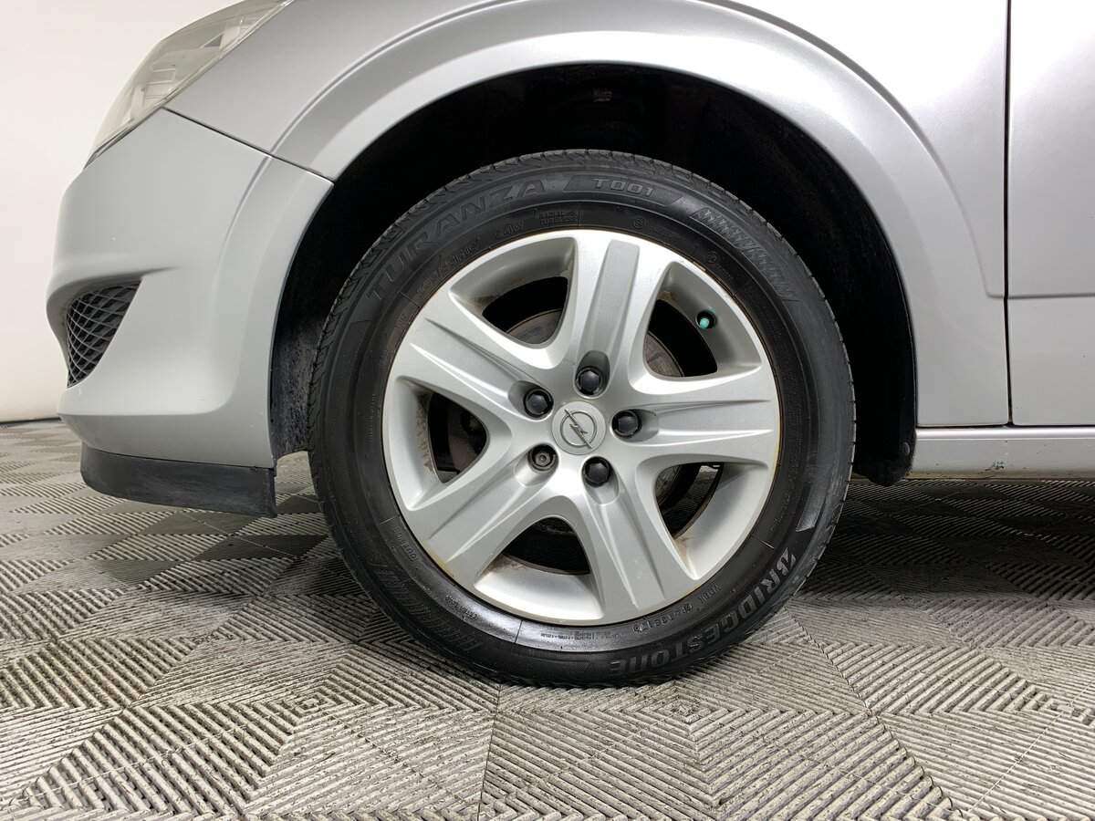 Opel Astra, 2010 Фото №9