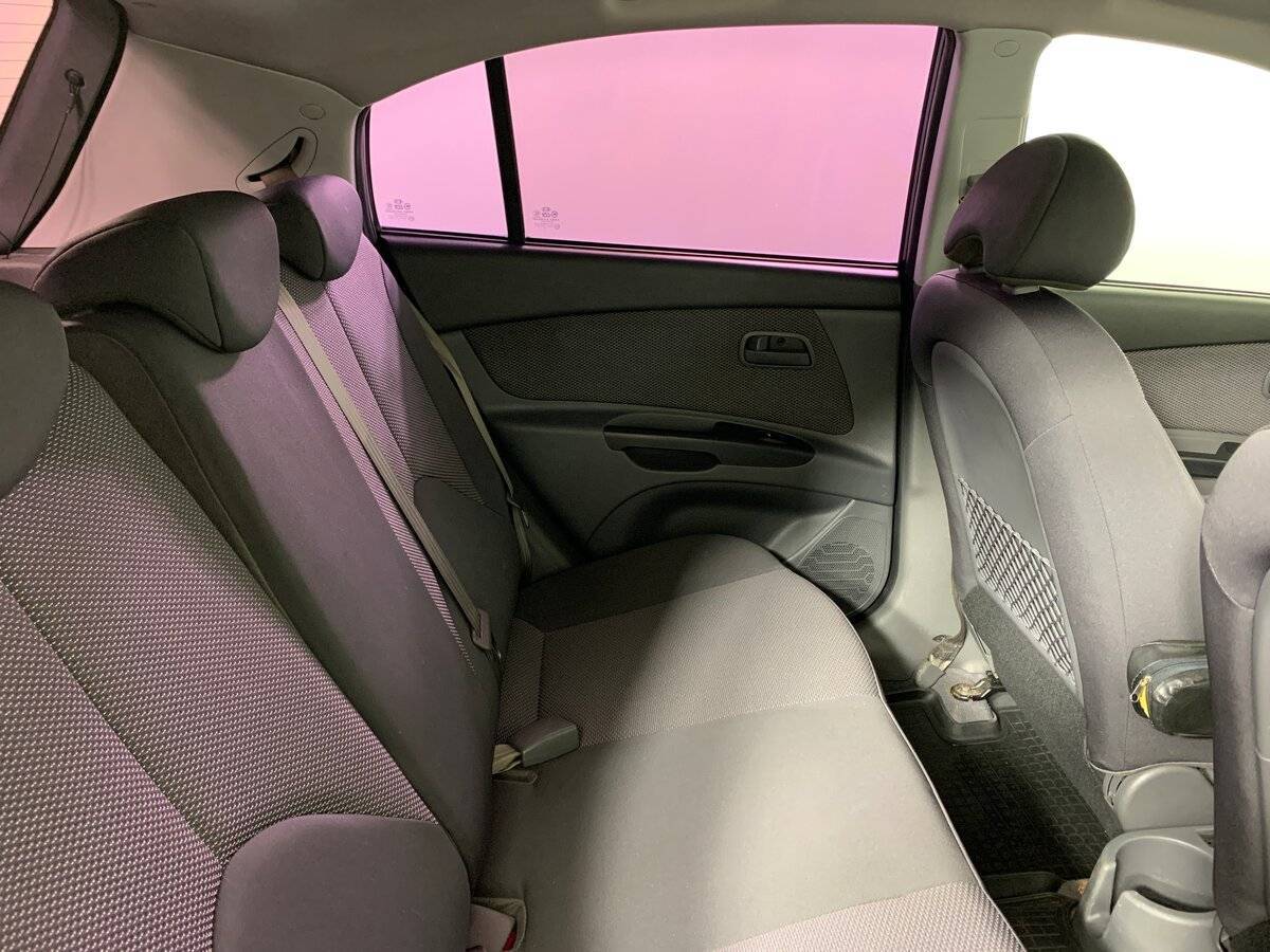 Kia Rio, 2010 Фото №17