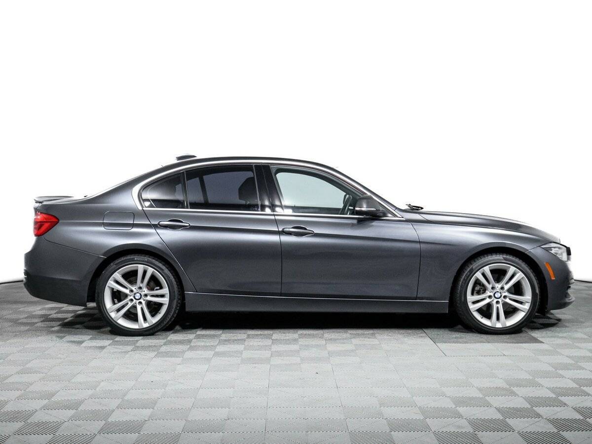 BMW 3 серии 330i xDrive, 2017 Фото №4