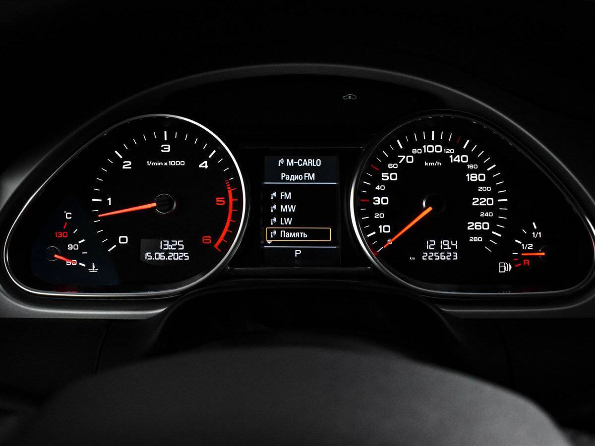 Audi Q7, 2013 Фото №19