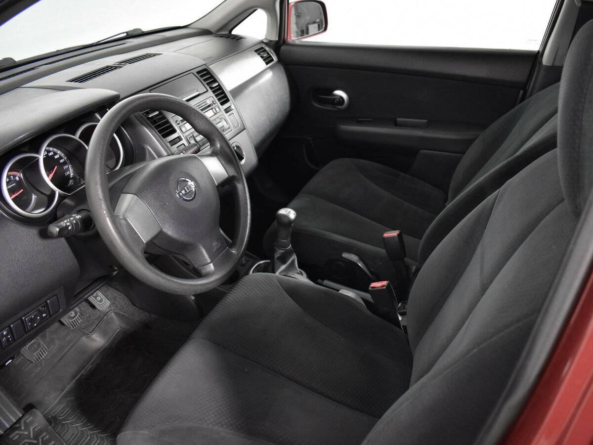 Nissan Tiida, 2012 Фото №9