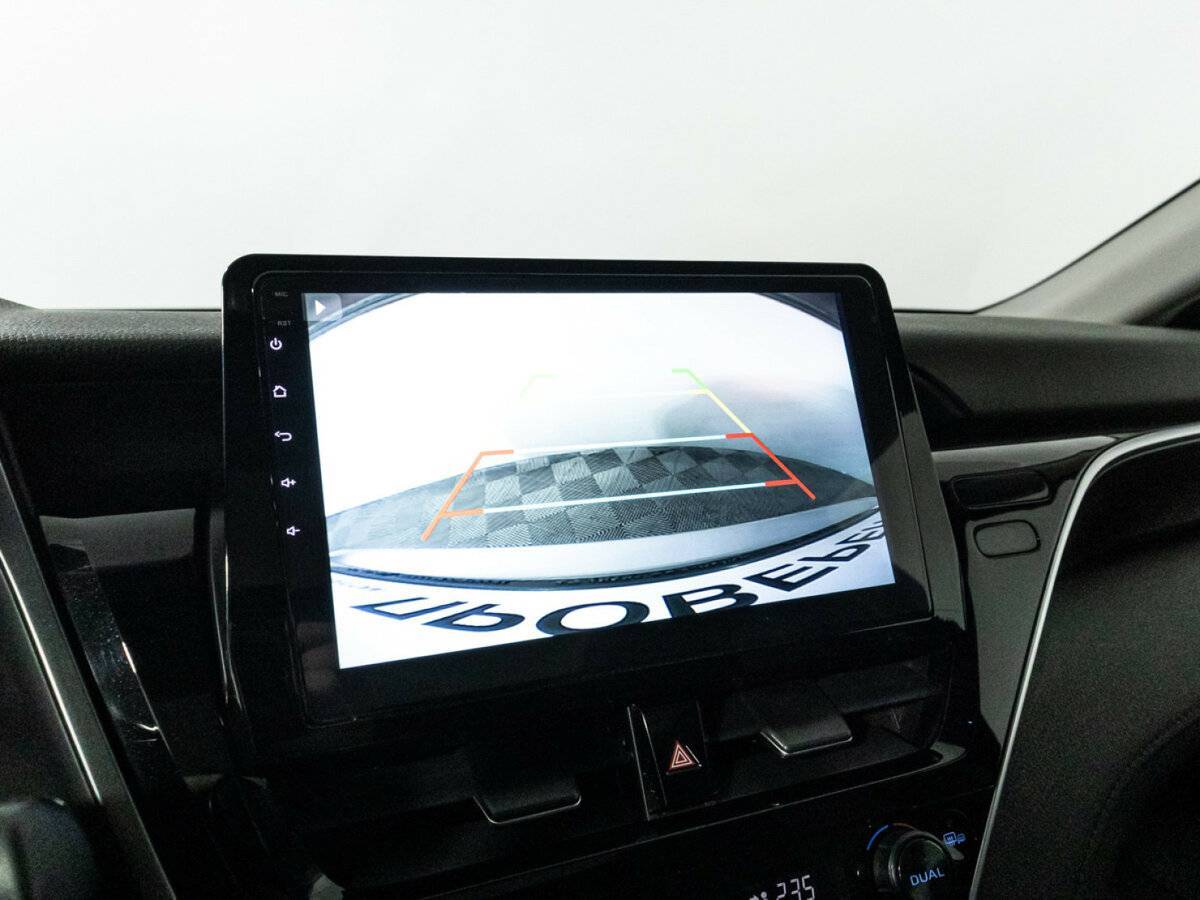 Toyota Camry, 2022 Фото №16