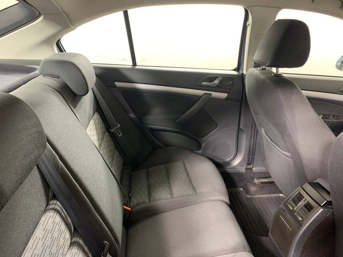 Skoda Octavia, 2011 Фото №17