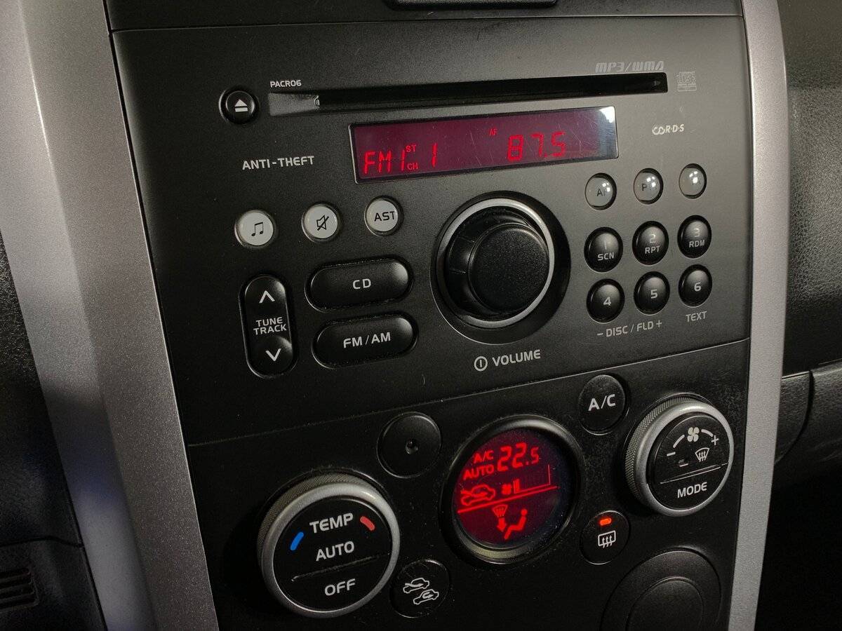 Suzuki Grand Vitara, 2010 Фото №14