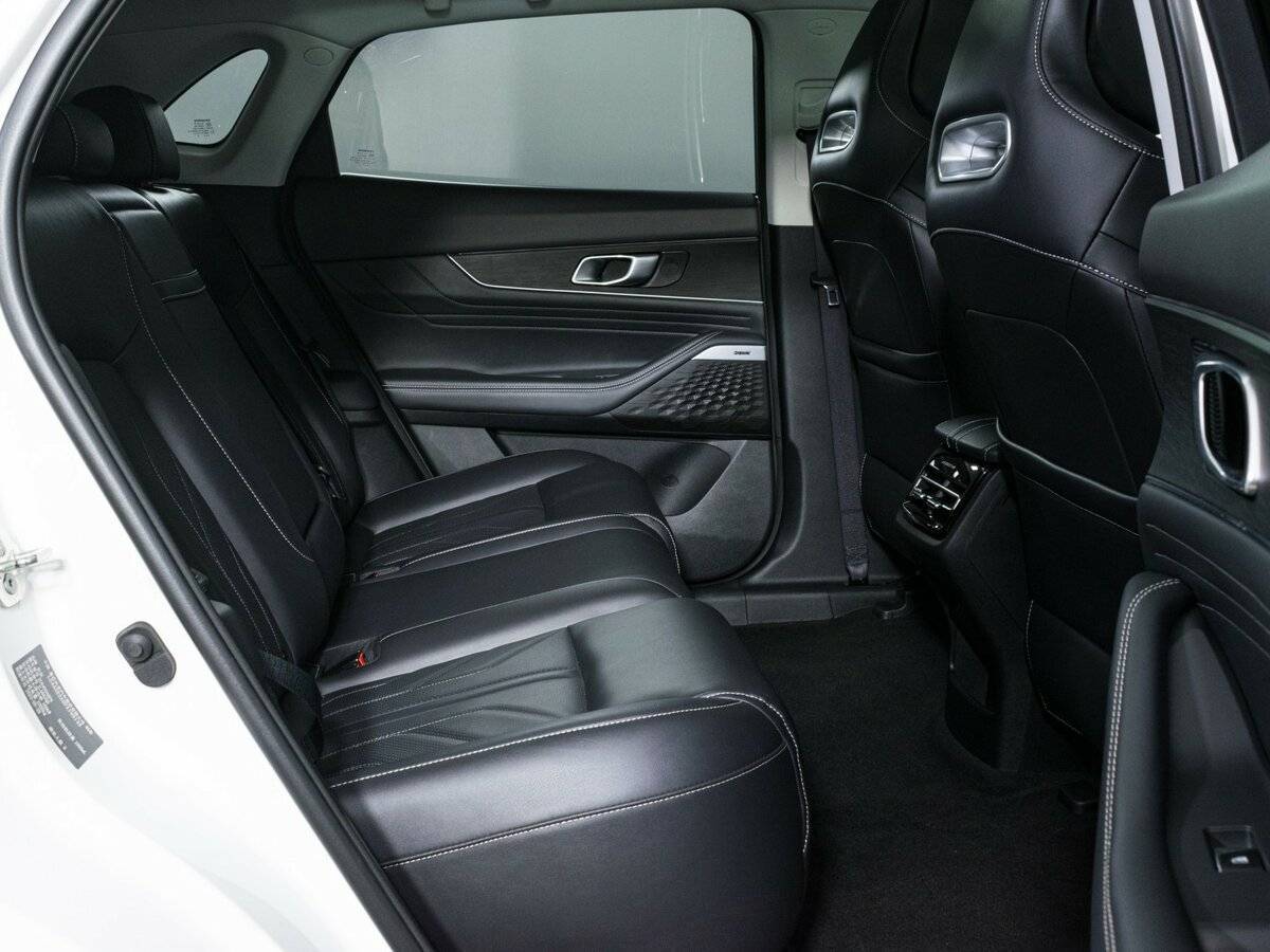 Changan UNI-K, 2023 Фото №13