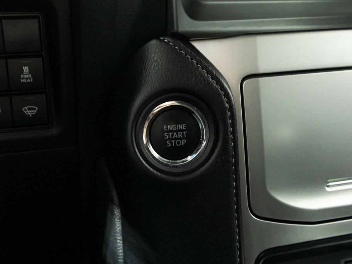 Toyota Land Cruiser Prado, 2019 Фото №24