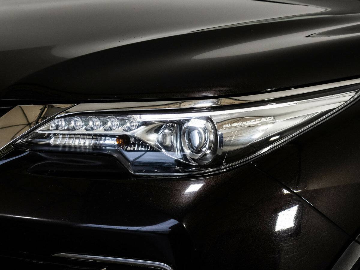 Toyota Fortuner, 2018 Фото №2