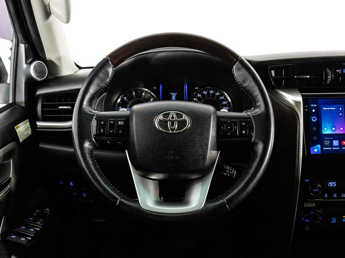 Toyota Fortuner, 2018 Фото №13