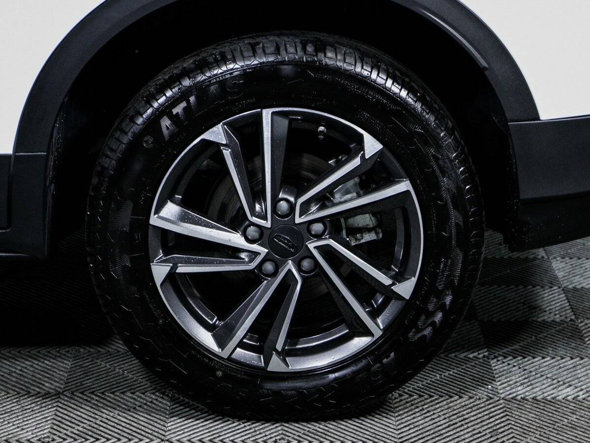 Geely Coolray, 2023 Фото №15