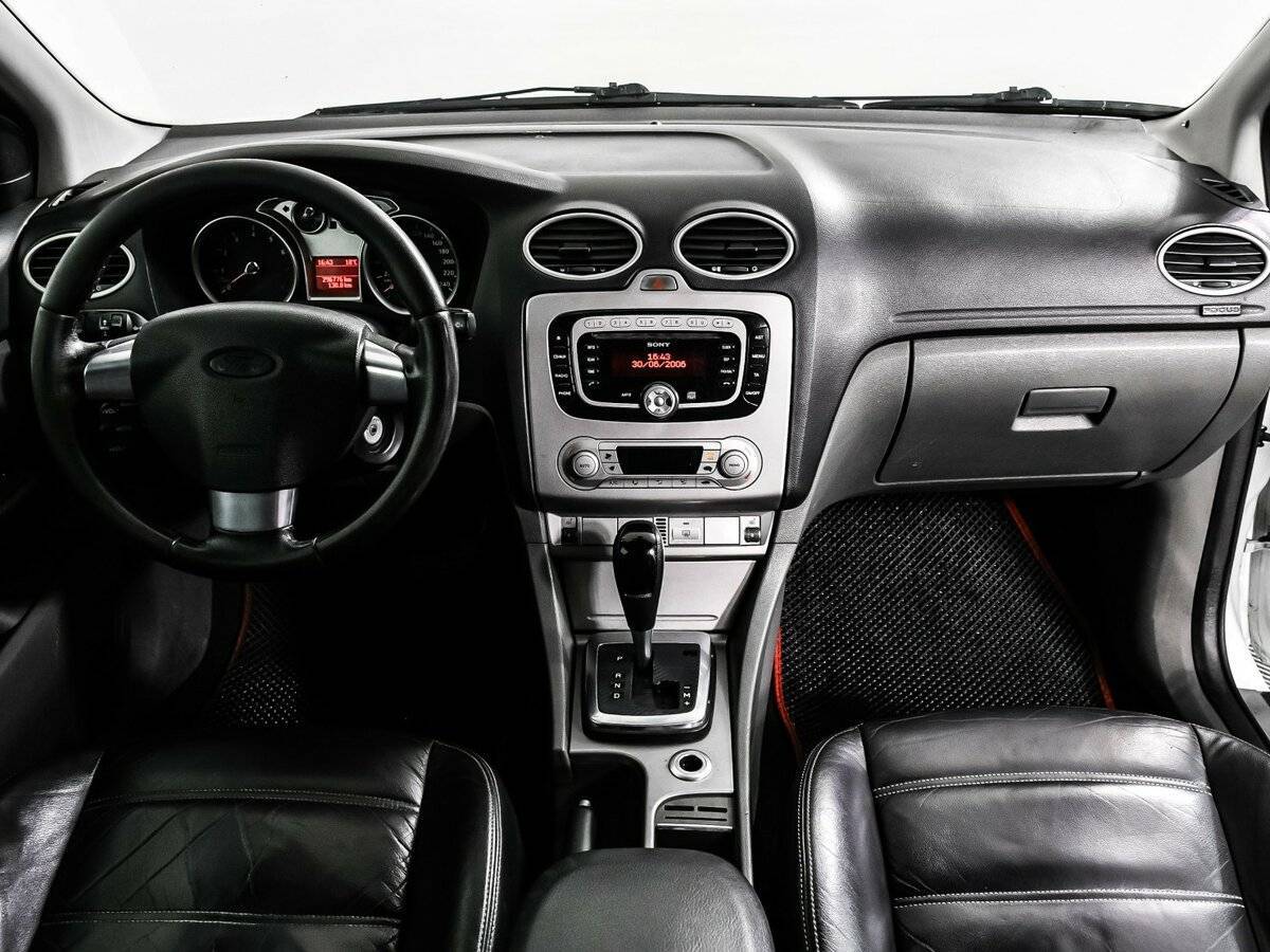 Ford Focus, 2008 Фото №11