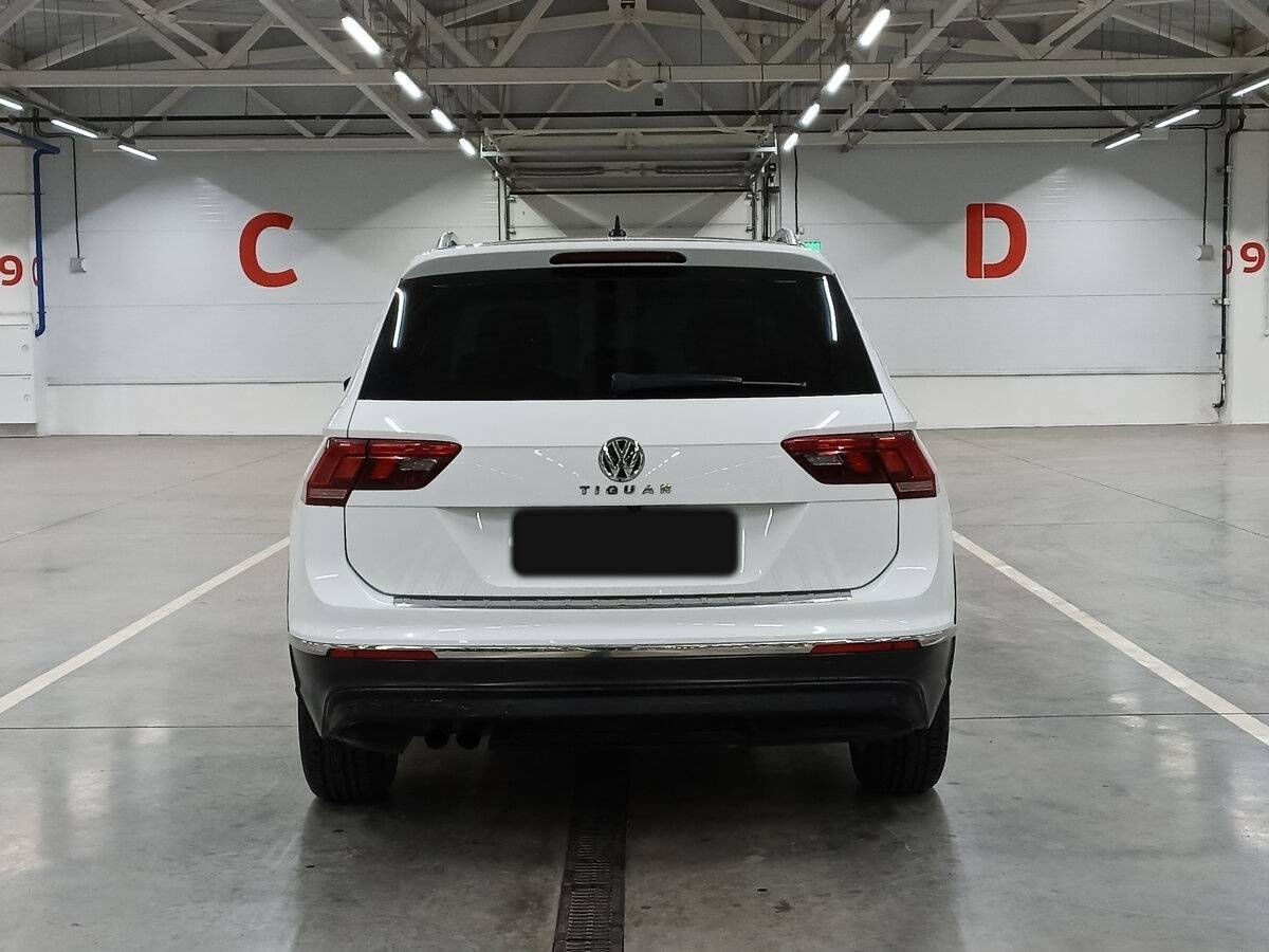 Volkswagen Tiguan, 2017 - 150 001 км. | Фото №6