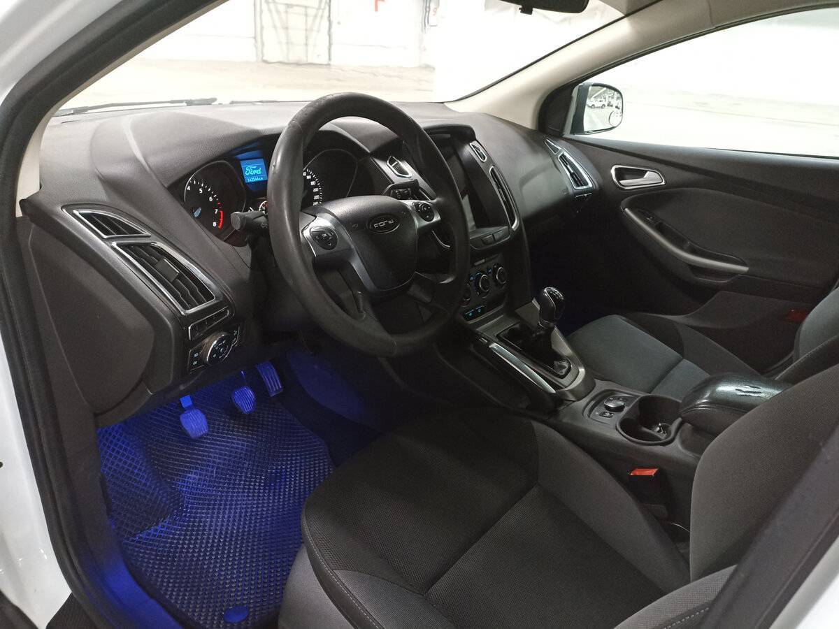 Ford Focus, 2013 Фото №16