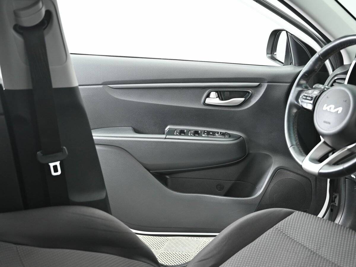 Kia Rio, 2022 Фото №6