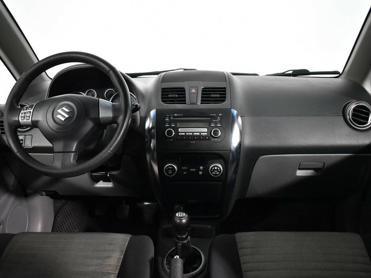 Suzuki SX4, 2011 Фото №11