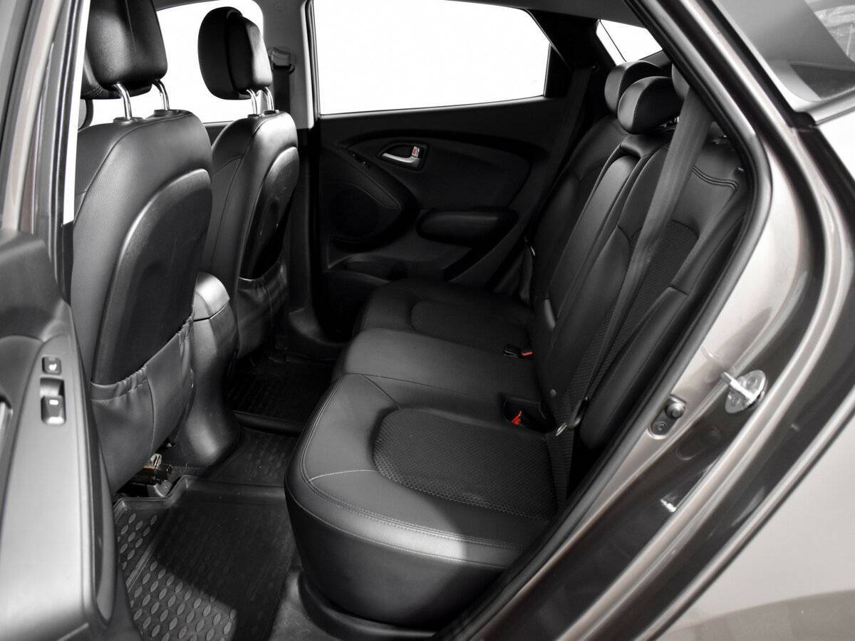 Hyundai ix35, 2011 Фото №12