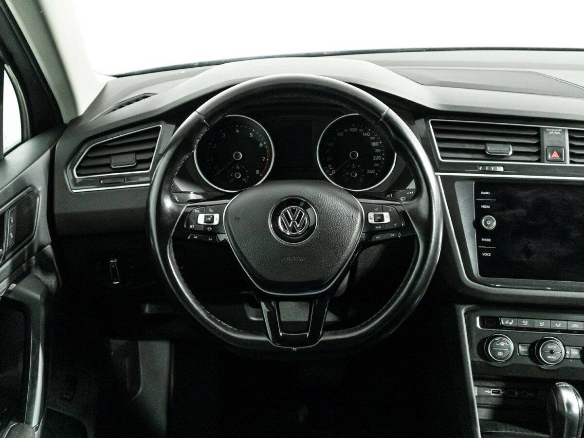 Volkswagen Tiguan, 2019 Фото №20