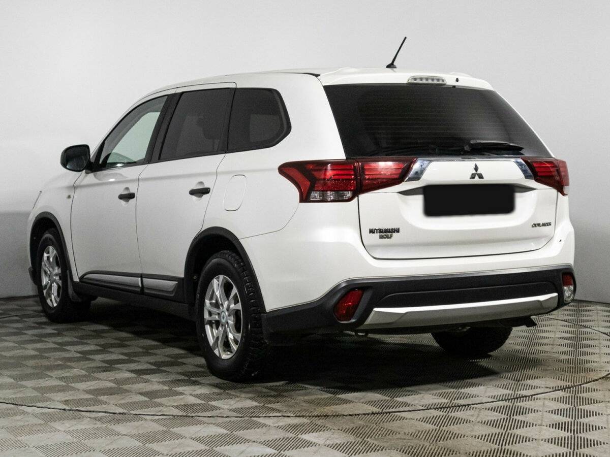 Mitsubishi Outlander, 2016 Фото №7