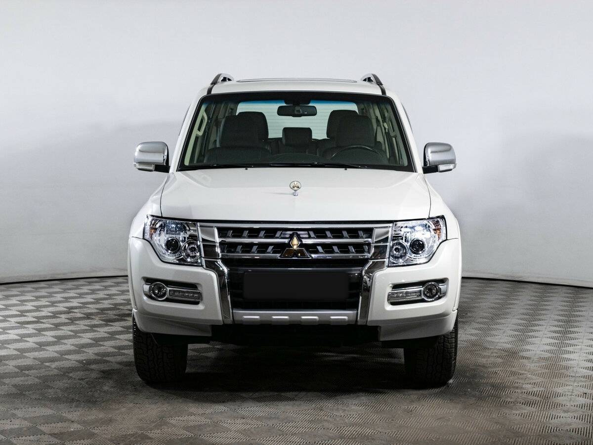 Mitsubishi Pajero, 2021 - 25 000 км. | Фото №2