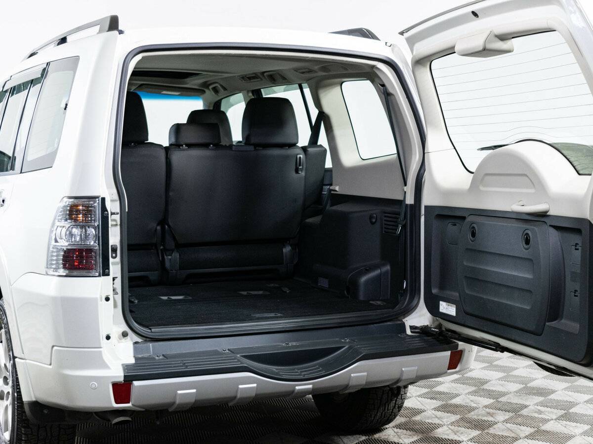 Mitsubishi Pajero, 2021 - 25 000 км. | Фото №7