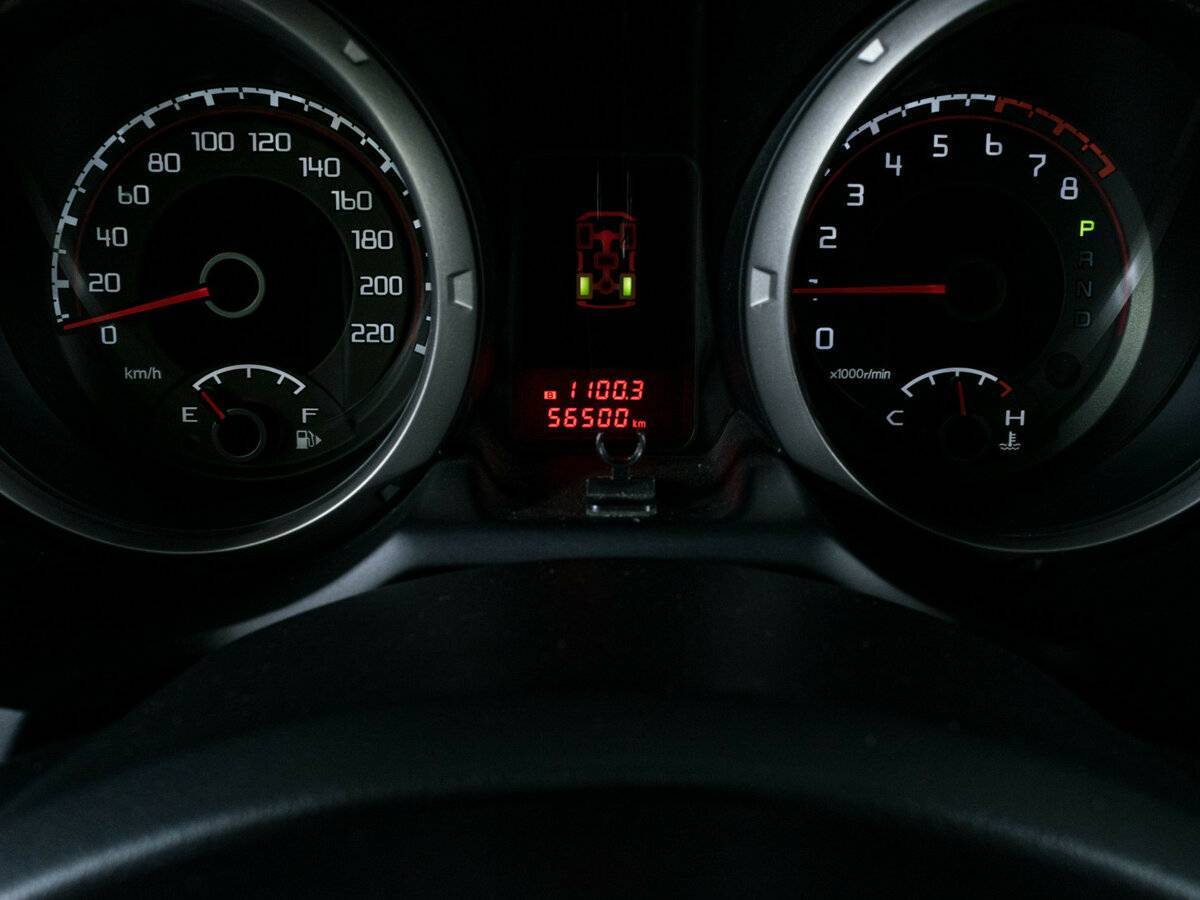 Mitsubishi Pajero, 2021 Фото №15