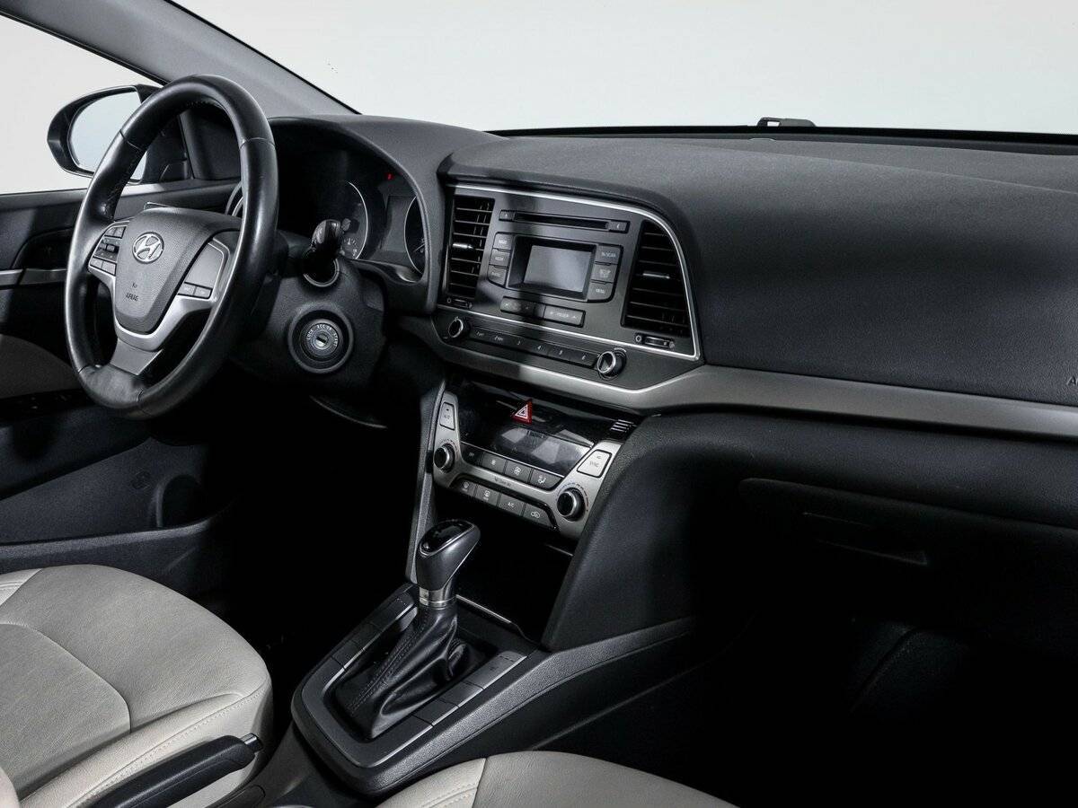 Hyundai Elantra, 2016 Фото №7