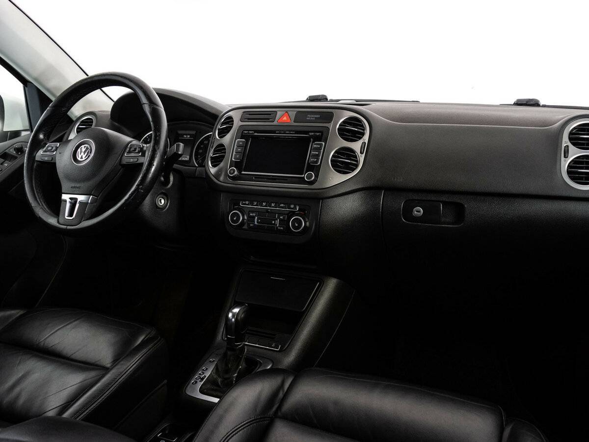 Volkswagen Tiguan, 2010 Фото №9