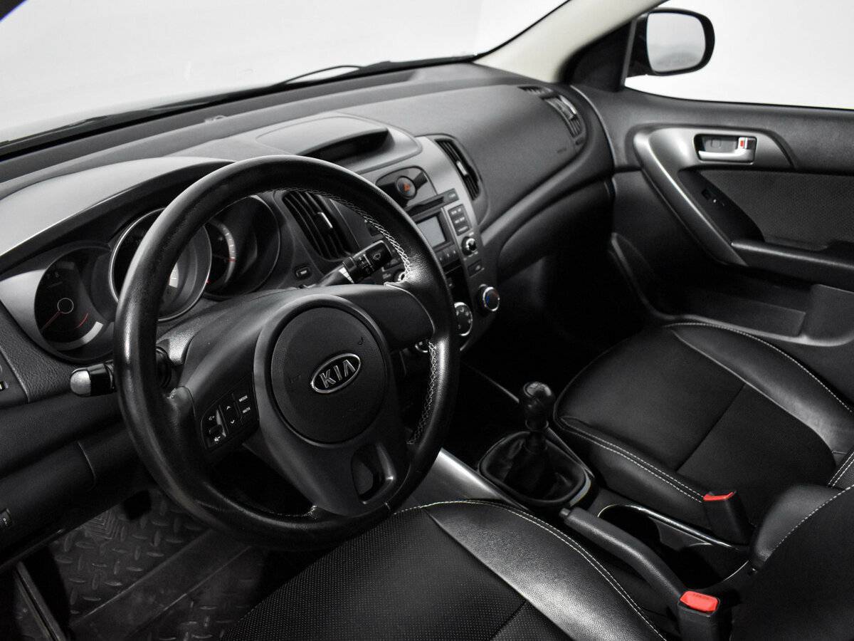 Kia Cerato 5-speed, 2011 Фото №8
