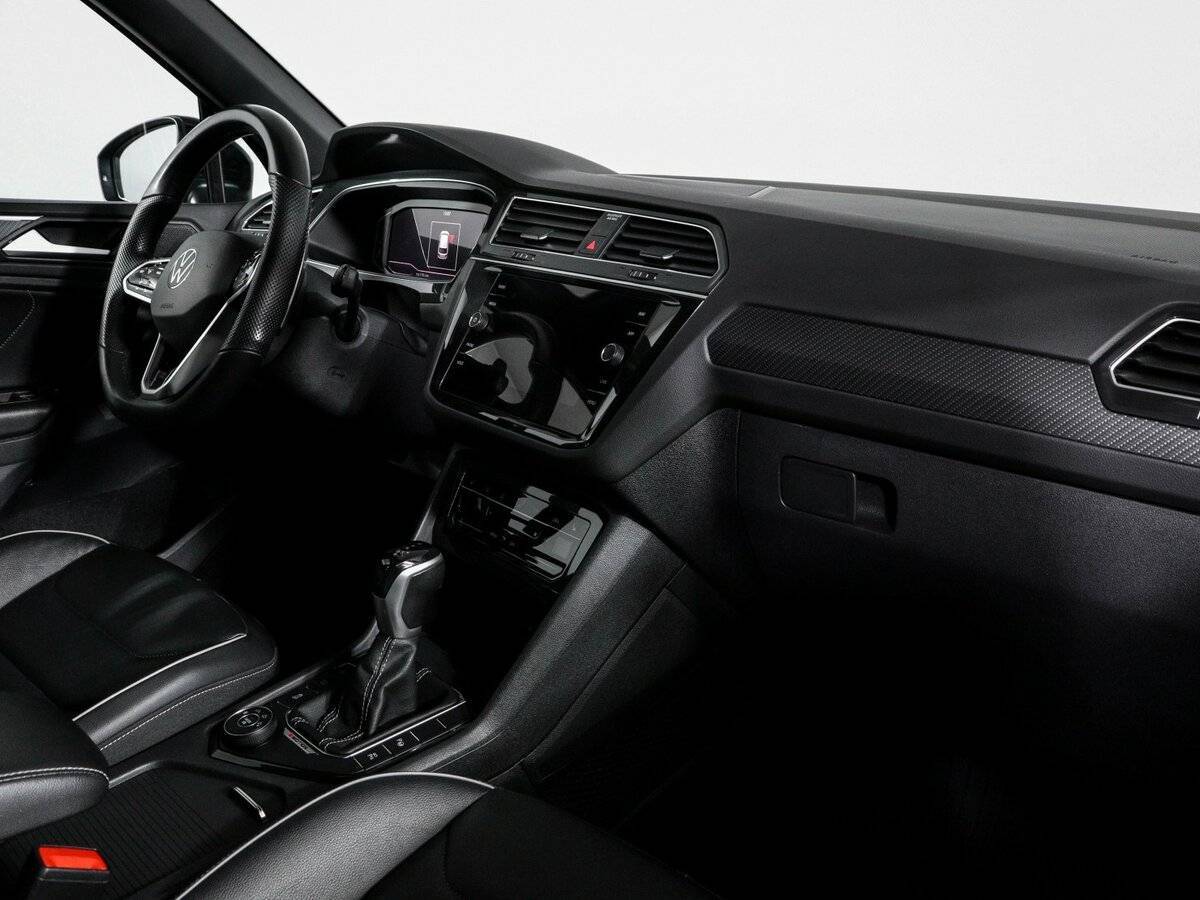 Volkswagen Tiguan, 2021 - 69 898 км. | Фото №7