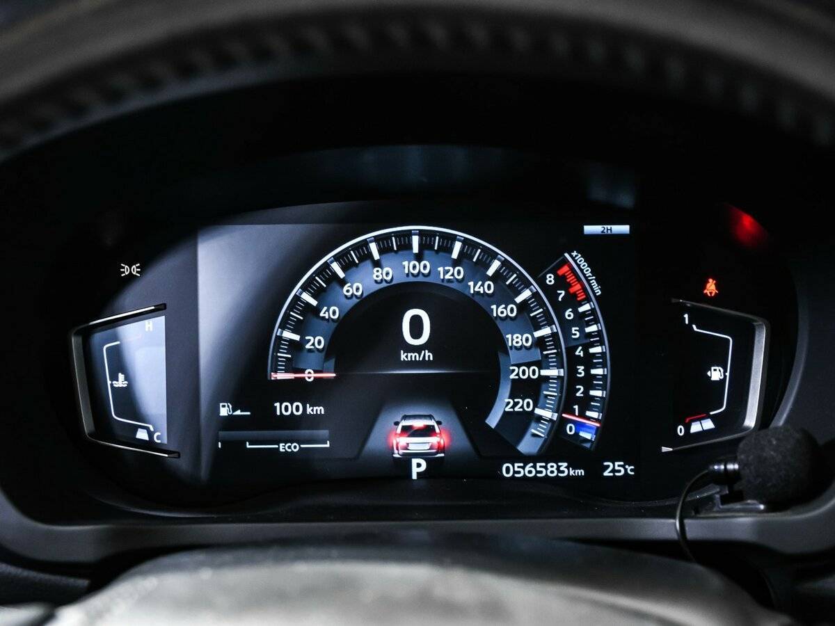 Mitsubishi Pajero Sport, 2020 Фото №10