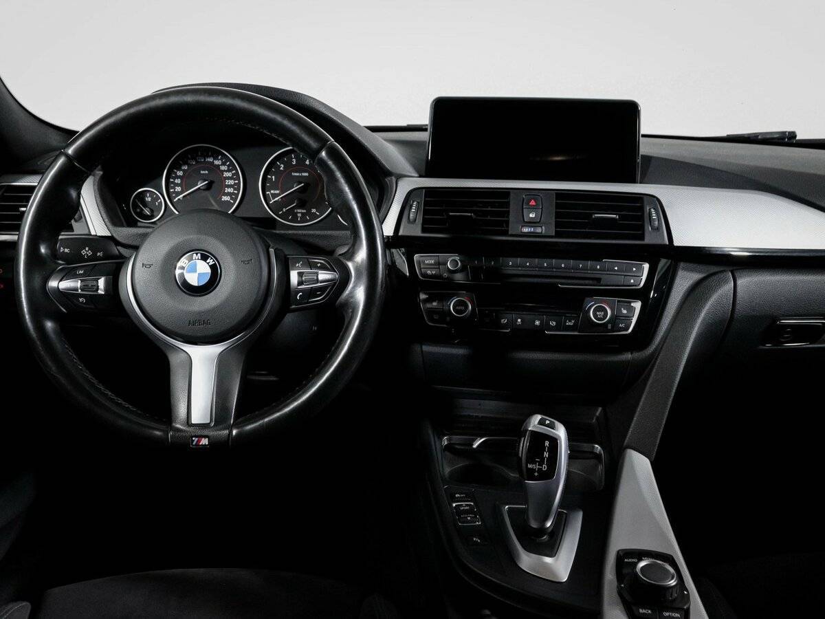 BMW 3 серии 320i xDrive, 2017 Фото №12