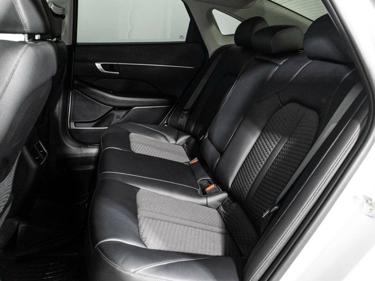 Hyundai Sonata, 2020 Фото №10