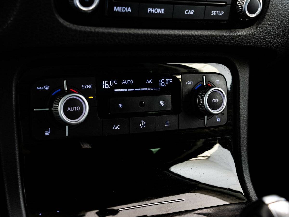 Volkswagen Touareg, 2016 Фото №13