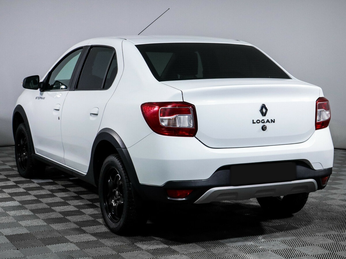 Renault Logan Stepway II Рестайлинг, 2022 Фото №6