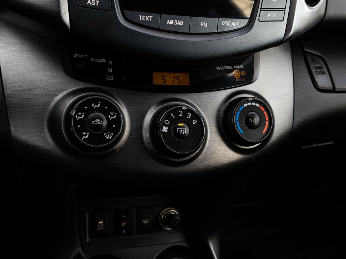 Toyota RAV4 III (XA30) Рестайлинг, 2010 Фото №14