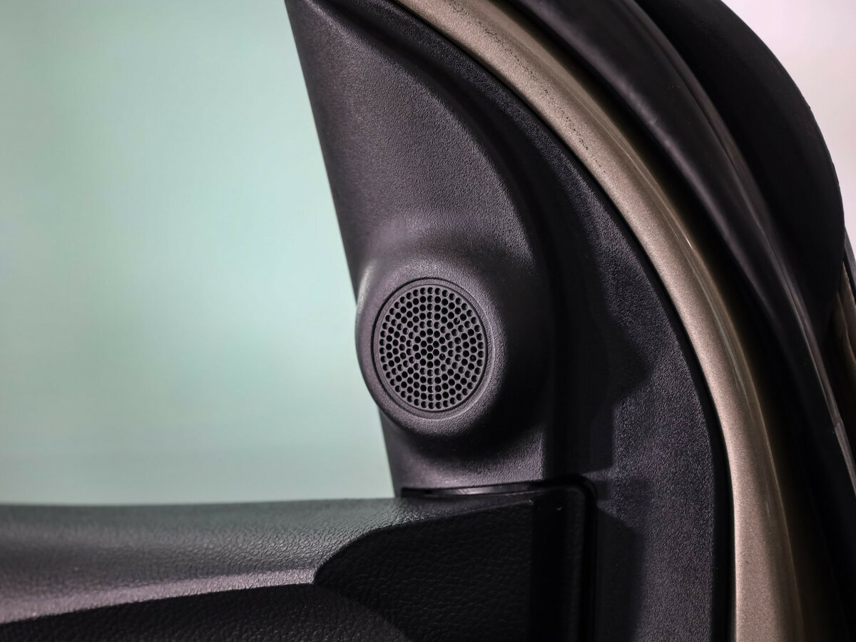 Nissan Note I Рестайлинг, 2010 Фото №11