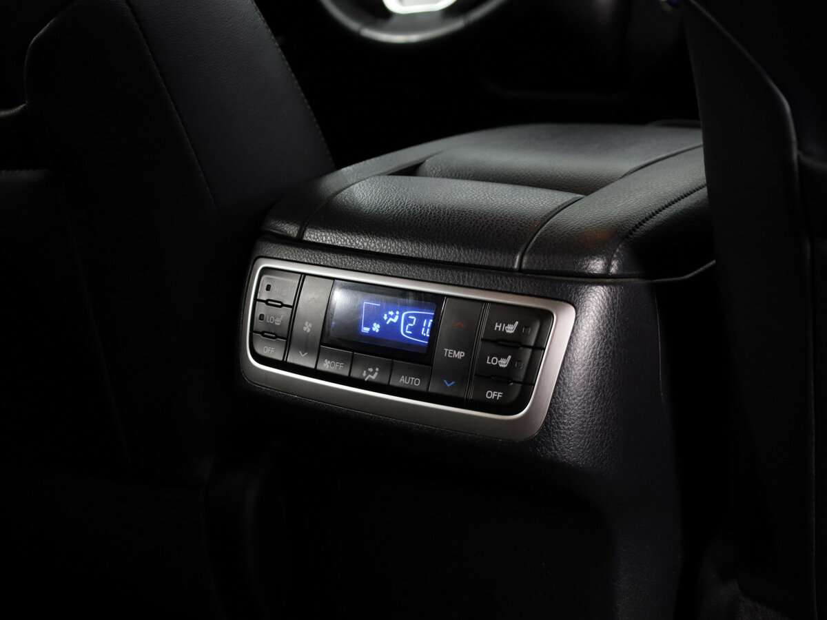 Toyota Highlander III (U50) Рестайлинг, 2019 Фото №17