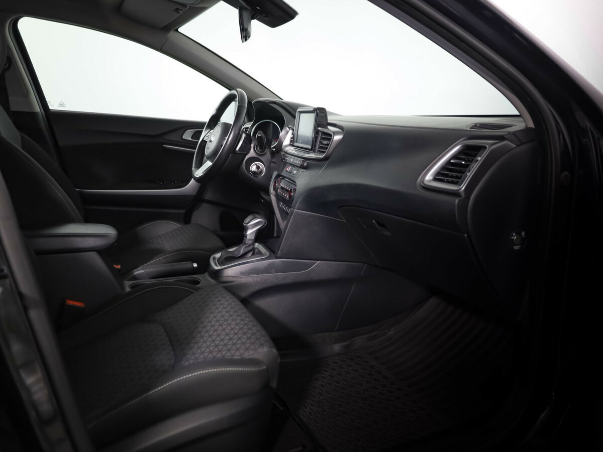 Kia Ceed III, 2018 Фото №20