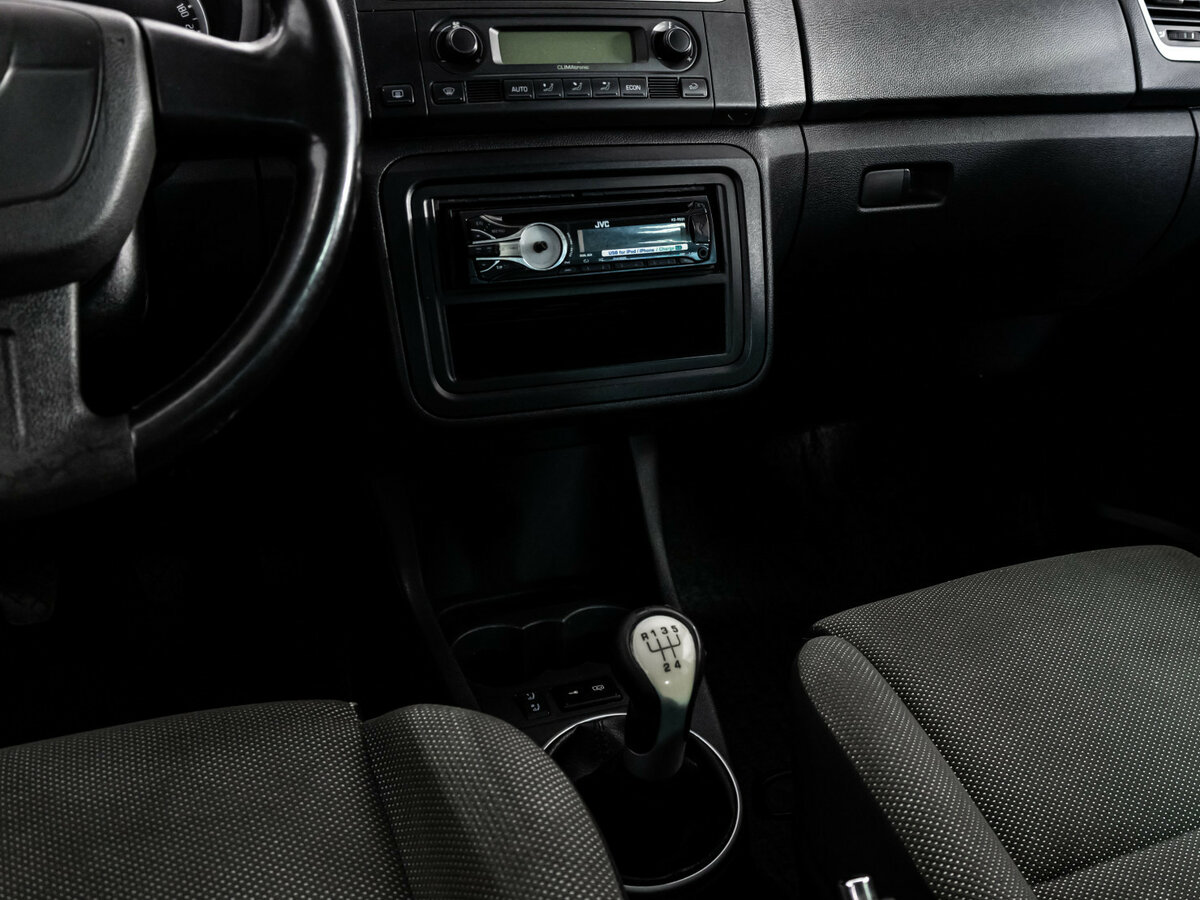 Skoda Fabia II, 2010 Фото №11