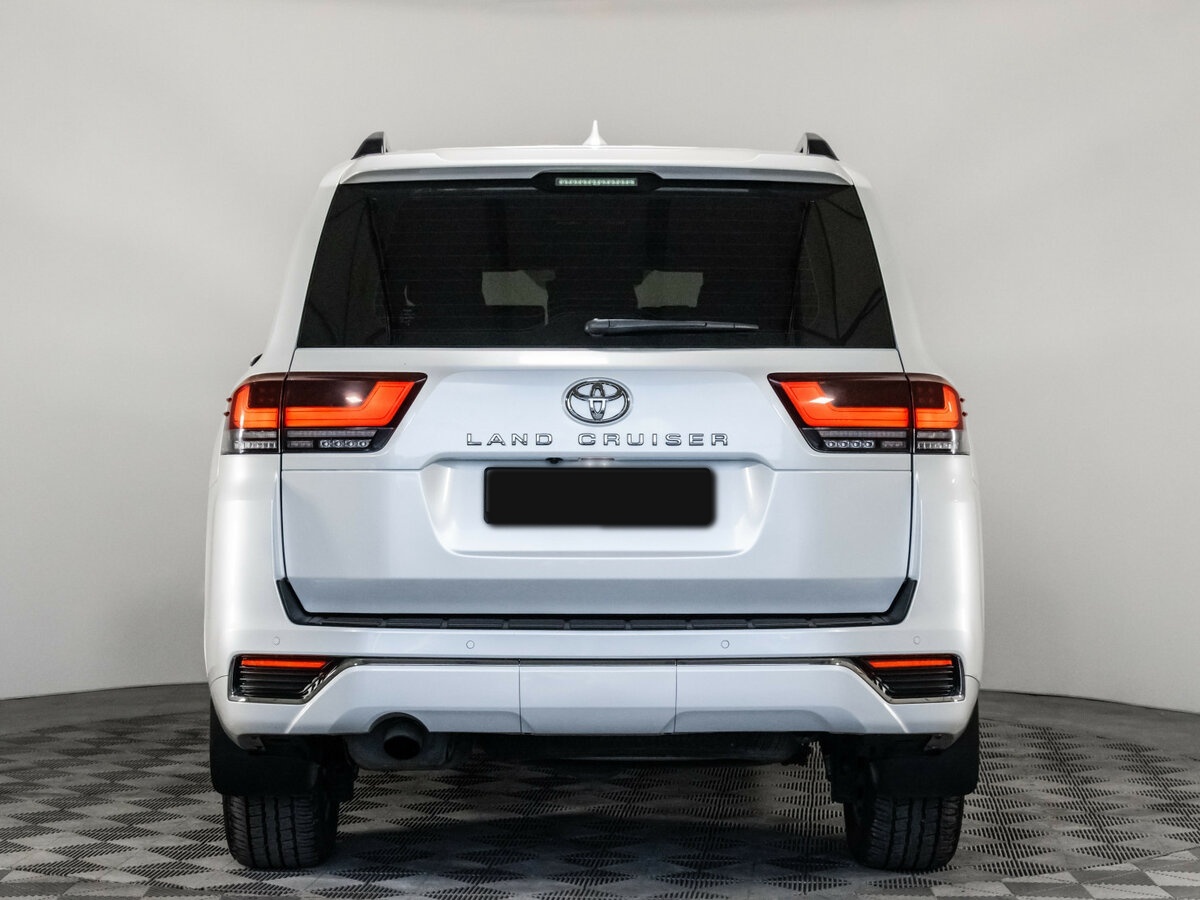 Toyota Land Cruiser 300 Series, 2022 Фото №5