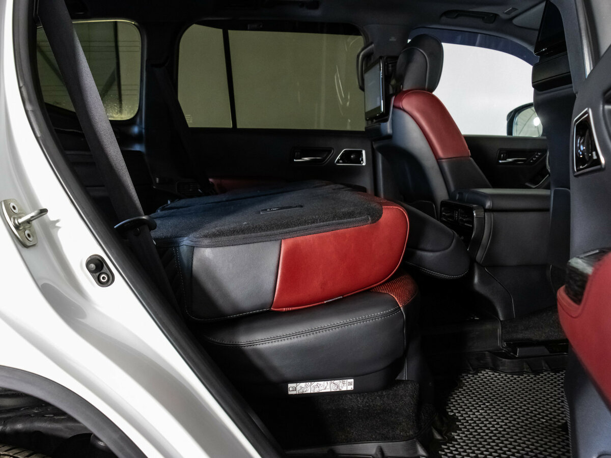 Toyota Land Cruiser 300 Series, 2022 Фото №29