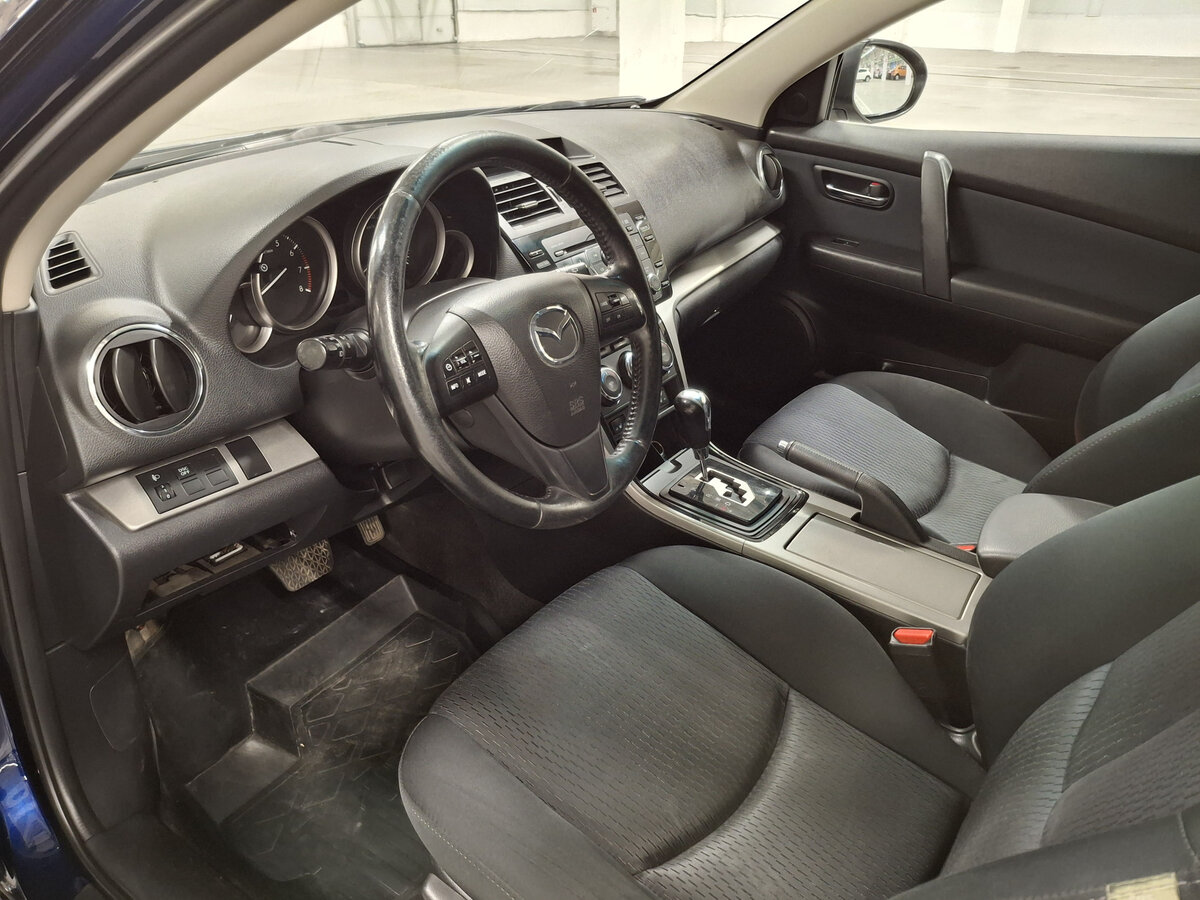 Mazda 6 II (GH) Рестайлинг, 2011 Фото №15